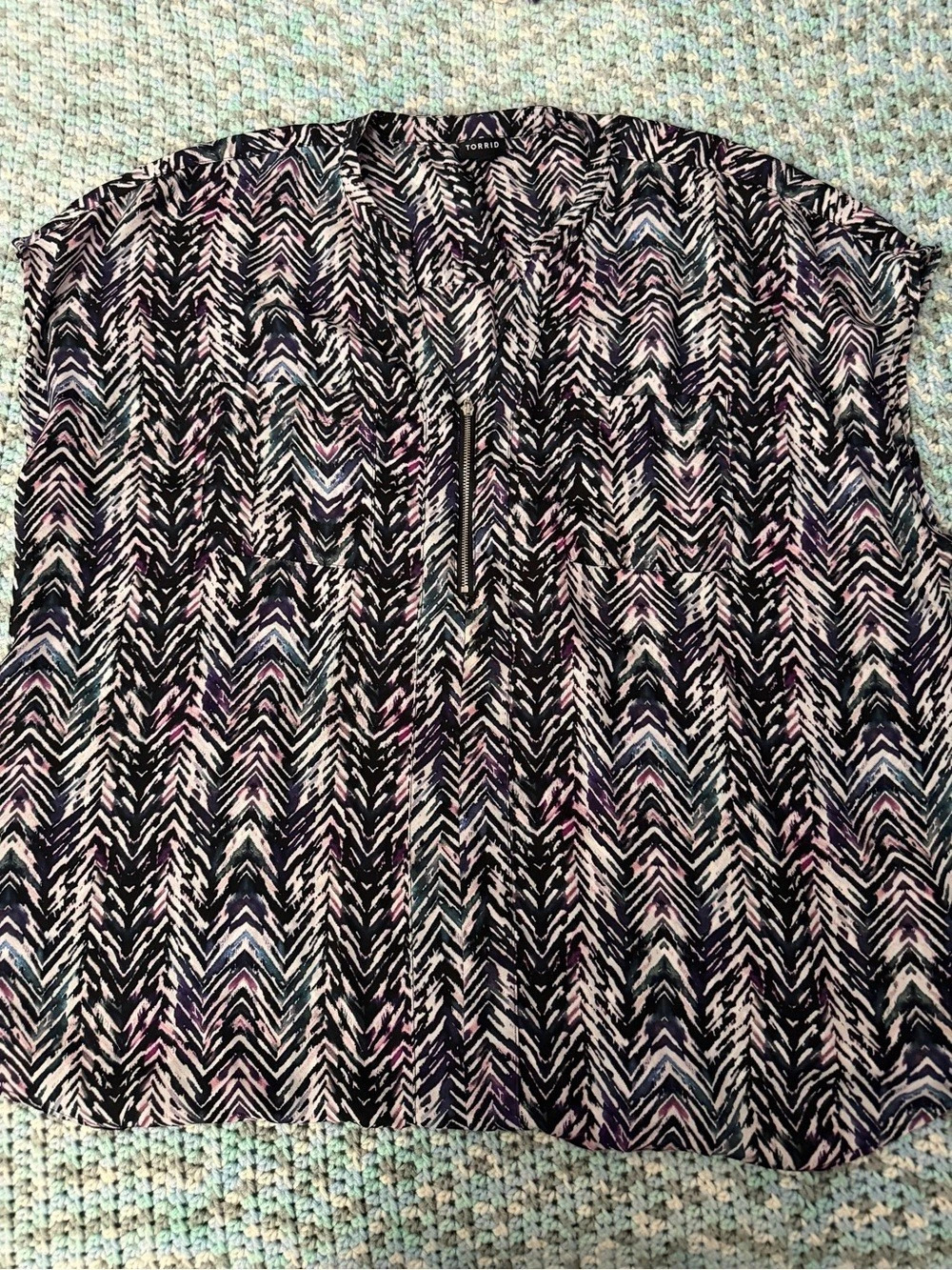 Torrid Women's Geometric Zip Jacket in Black & Pink Size 3